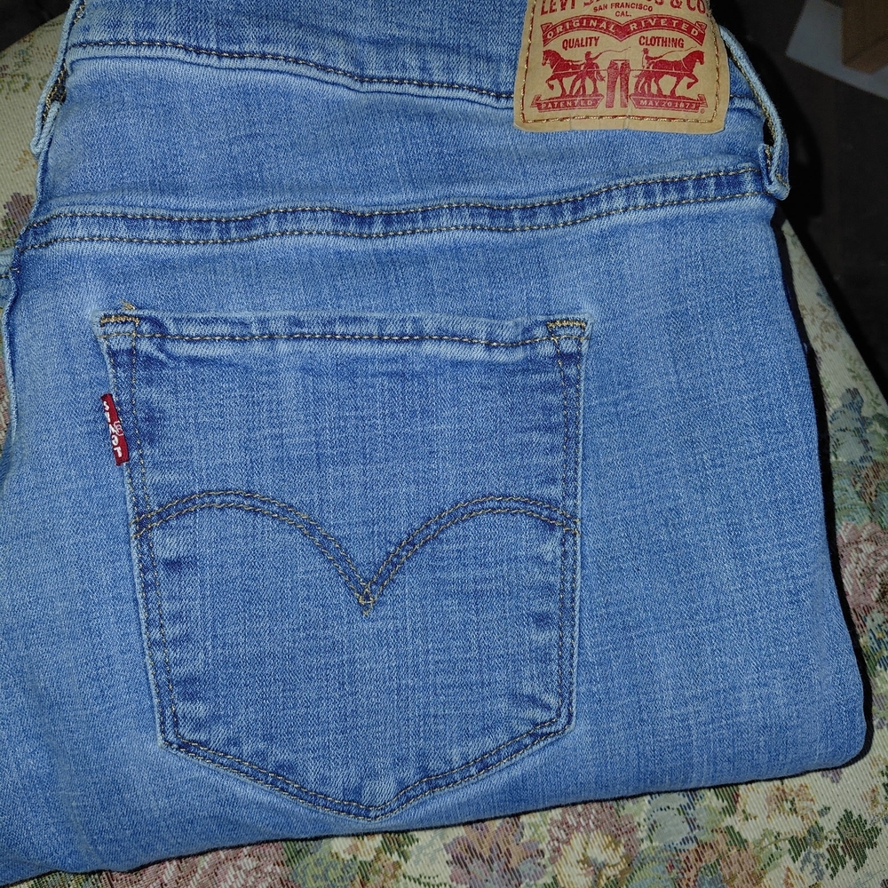 Levi's Light Blue Bootcut Jeans with Classic Back Pocket 34x32
